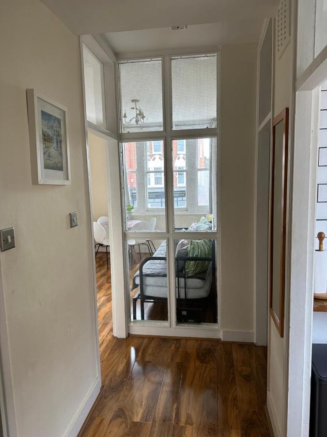 Apartment Lavender Hill Лондон Экстерьер фото